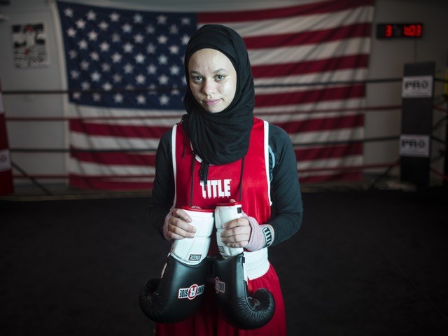 Photo Gallery - Photos: 15-year-old fights for right to wear hijab in boxing ring